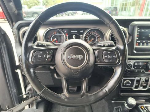 Used 2021 Jeep Gladiator Sport AWD/4WD image 14