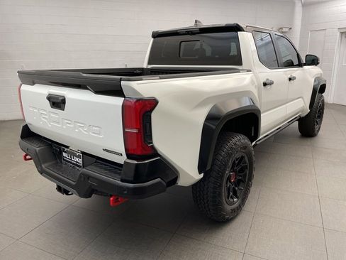Used 2024 Toyota Tacoma TRD Pro AWD/4WD image 5