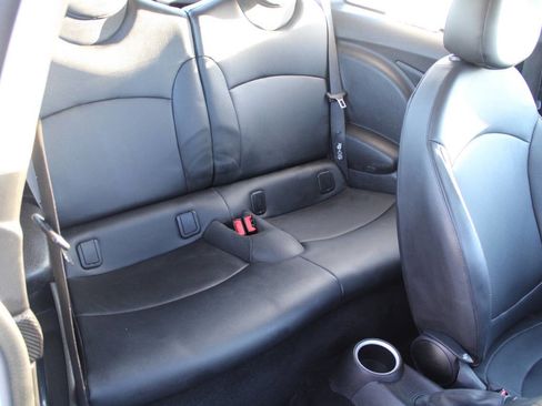 Used 2011 MINI Cooper S image 7