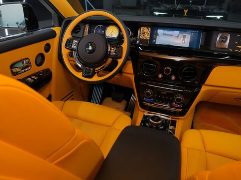 Used 2026 Rolls-Royce Phantom Sedan RWD image 71