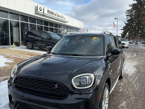 Used 2023 MINI Cooper Countryman S image 1