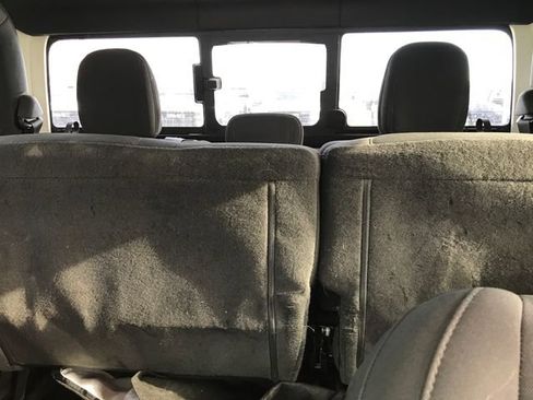 Used 2021 Jeep Gladiator Willys image 8