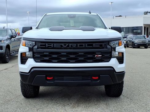 New 2026 Chevrolet Silverado 1500 Custom Trail Boss AWD/4WD image 2