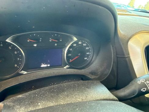 Used 2022 GMC Terrain SLE w/ Driver Convenience Package FWD image 7