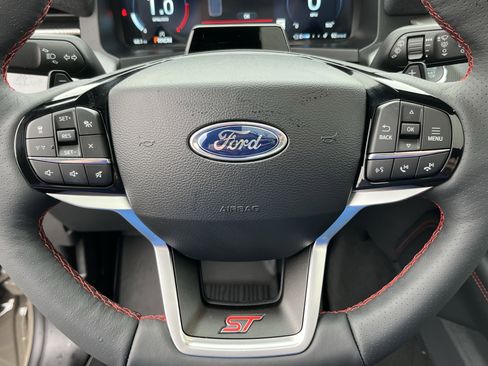 New 2026 Ford Explorer ST w/ Sun And Sound Package image 18