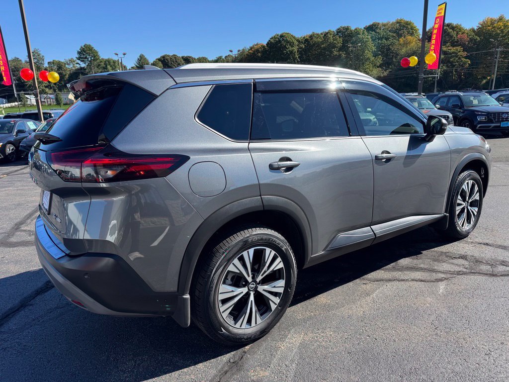Used 2021 Nissan Rogue SV w/ Premium Package AWD/4WD image 5