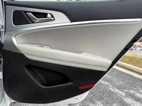 Used 2020 Genesis G70 3.3T w/ Elite Package image 47