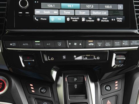 Used 2025 Honda Odyssey EX-L image 33