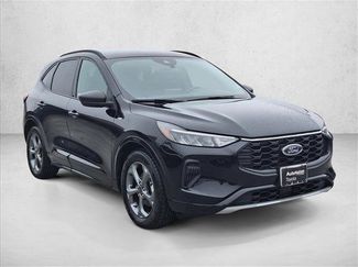 Used 2023 Ford Escape ST-Line video 3