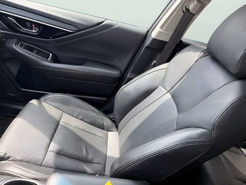 Used 2022 Subaru Outback Limited AWD/4WD image 27