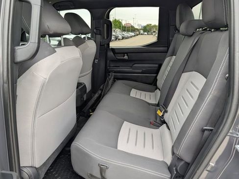 Used 2024 Toyota Tacoma TRD Off-Road image 28