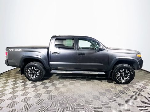 Certified 2020 Toyota Tacoma TRD Off-Road w/ Technology Package AWD/4WD image 8