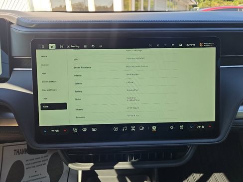 Used 2025 Rivian R1S Adventure image 11