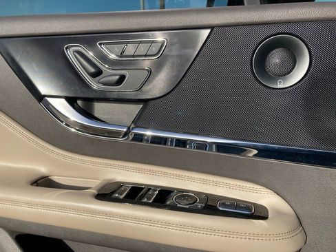 Used 2021 Lincoln Corsair Reserve w/ Elements Package image 12