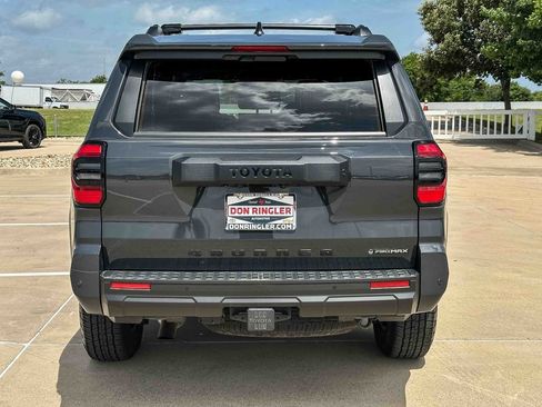 Used 2025 Toyota 4Runner TRD Off-Road Premium w/ Tow Technology Package AWD/4WD image 4