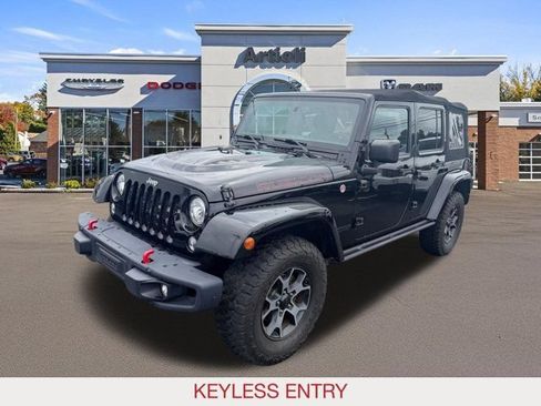 Used 2017 Jeep Wrangler Unlimited Rubicon AWD/4WD image 4