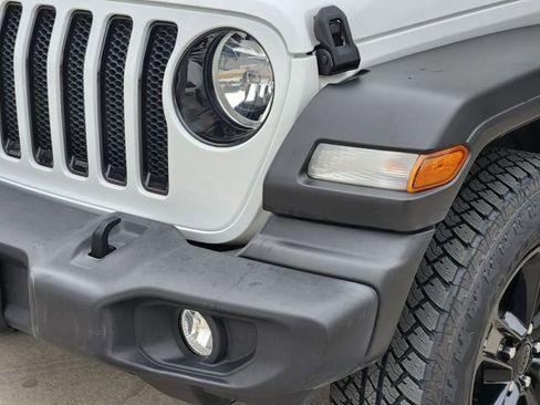 Certified 2021 Jeep Wrangler Unlimited Sport image 9