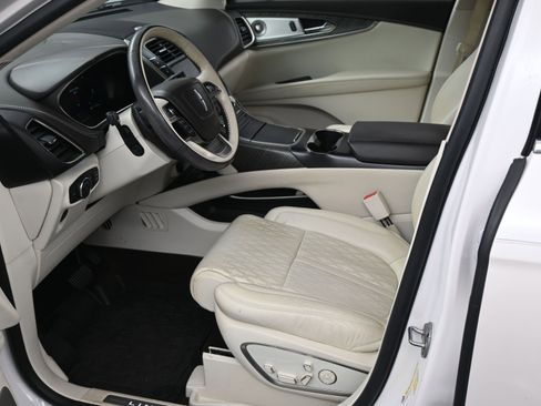 Used 2019 Lincoln Nautilus Black Label image 5