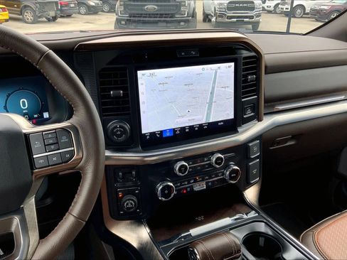 Used 2025 Ford F150 King Ranch w/ FX4 Off-Road Package image 6