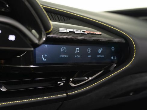 Used 2022 Ferrari SF90 Spider image 24