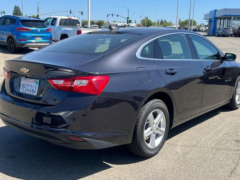 Used 2023 Chevrolet Malibu LS FWD image 4