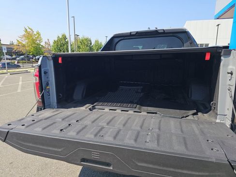 Used 2025 Chevrolet Silverado EV RST AWD/4WD image 18