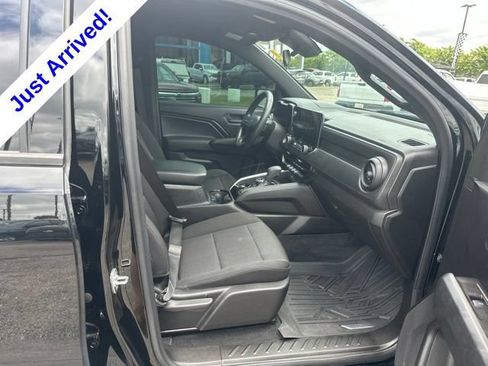 Used 2024 Chevrolet Colorado Trail Boss w/ Advanced Trailering Package AWD/4WD image 31