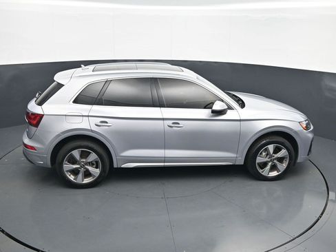 Used 2023 Audi Q5 2.0T Premium Plus w/ Premium Plus Package AWD/4WD image 20