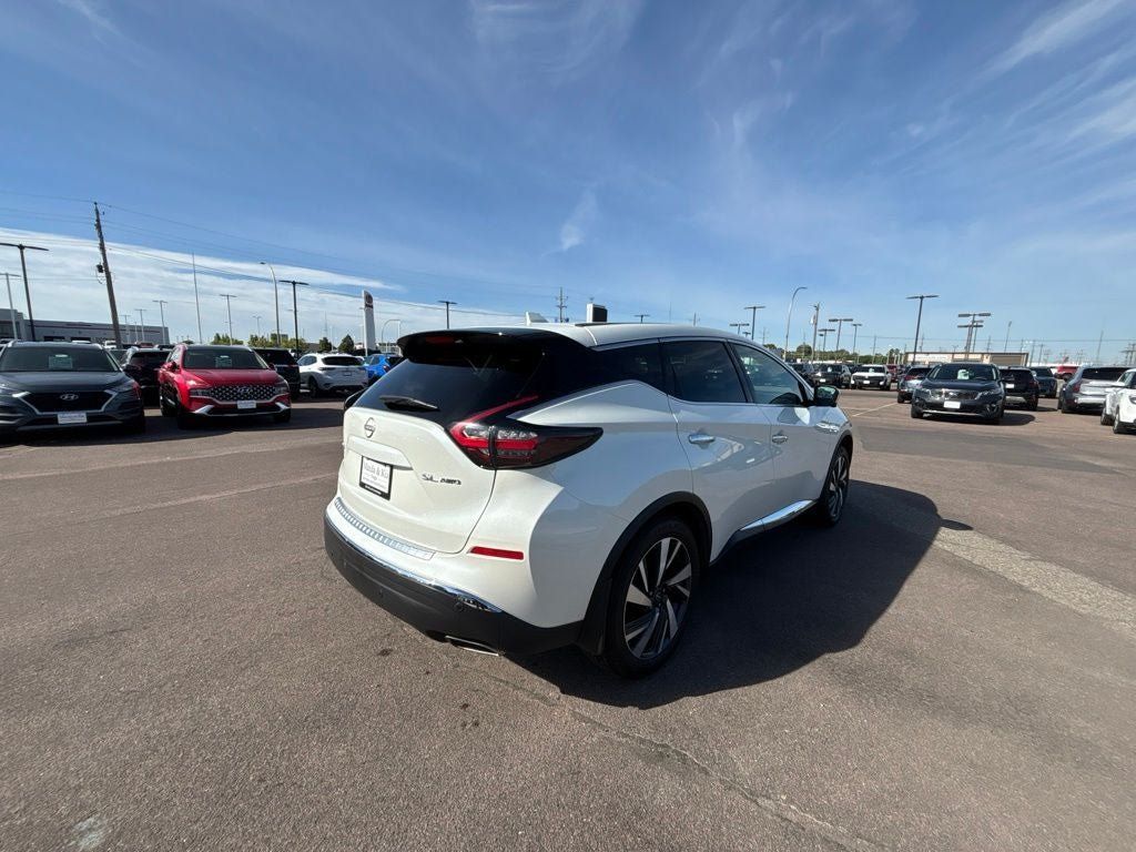Used 2024 Nissan Murano SL AWD/4WD image 5