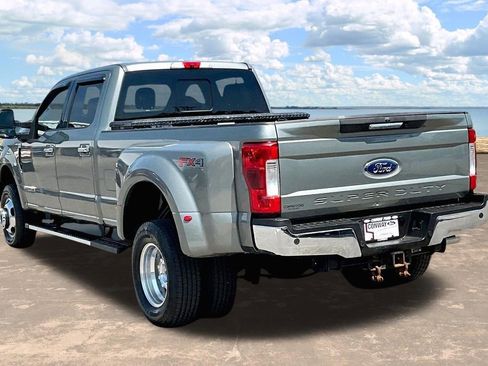 Used 2019 Ford F350 Lariat w/ Chrome Package AWD/4WD image 5