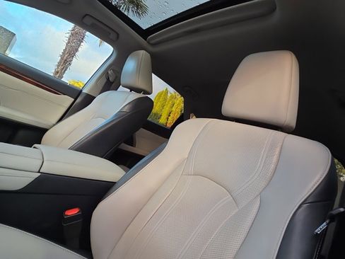 Used 2017 Lexus RX 350 AWD image 14