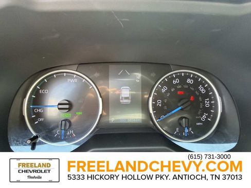 Used 2021 Toyota RAV4 XLE Premium AWD/4WD image 29