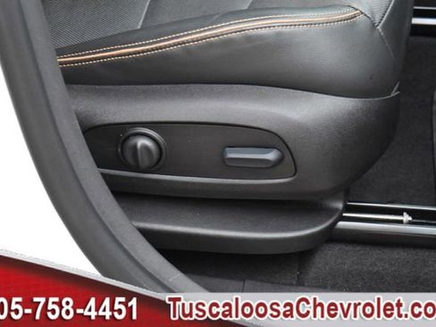 Used 2023 GMC Terrain AT4 w/ Infotainment Package II image 27