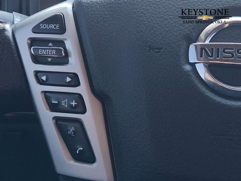 Used 2022 Nissan Titan SV w/ SV Utility Package image 30