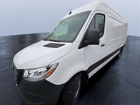 New 2025 Mercedes-Benz Sprinter 2500 image 8