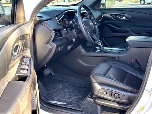 Used 2023 Chevrolet Traverse High Country w/ LPO, Floor Liner Package image 10