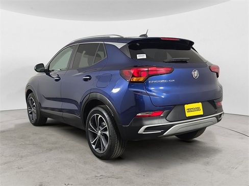 Used 2023 Buick Encore GX Select image 3