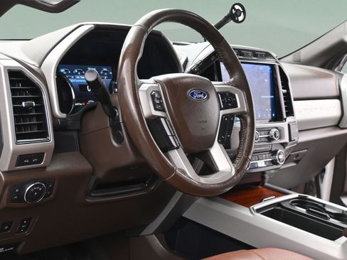Used 2022 Ford F250 King Ranch w/ King Ranch Ultimate Package AWD/4WD image 12