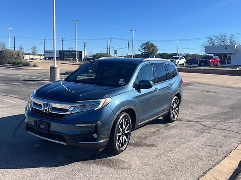Used 2022 Honda Pilot Touring image 3
