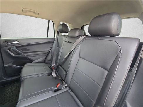 Used 2018 Volkswagen Tiguan S AWD/4WD image 17