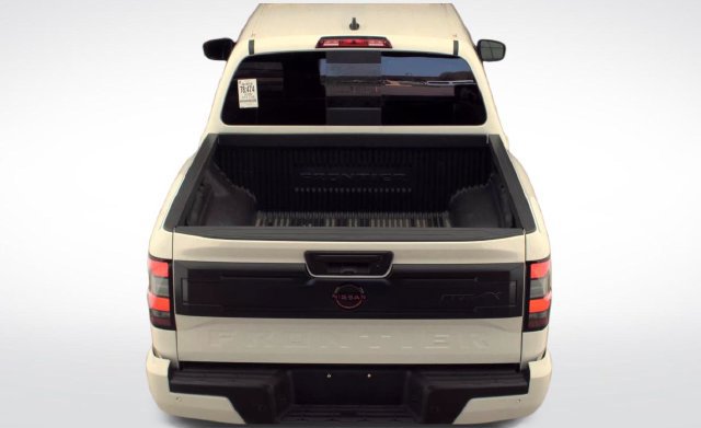 Used 2026 Nissan Frontier PRO-4X AWD/4WD image 10