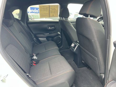 Certified 2024 Honda HR-V Sport image 29