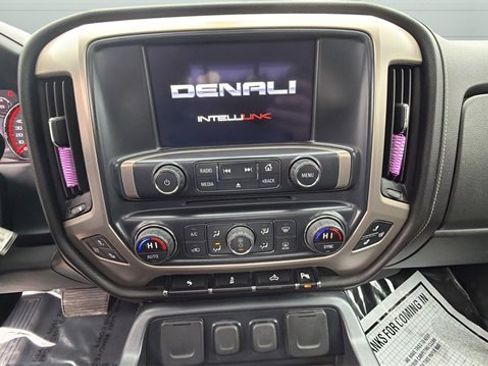 Used 2015 GMC Sierra 2500 Denali image 12