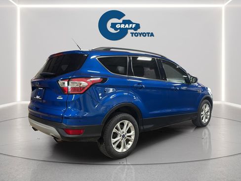 Used 2017 Ford Escape SE w/ Equipment Group 201A FWD image 8