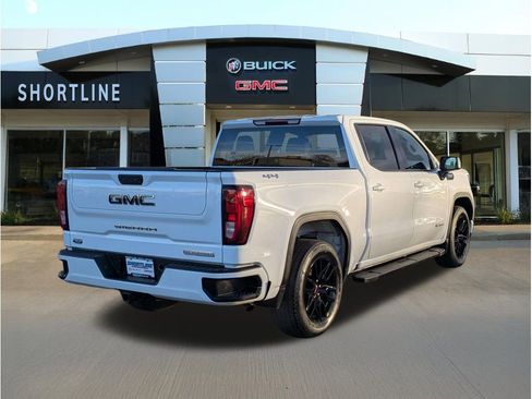 Used 2022 GMC Sierra 1500 Elevation w/ LPO, Elevation Black Package image 3