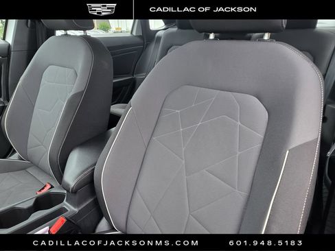 Used 2025 Volkswagen Jetta Sport FWD image 20