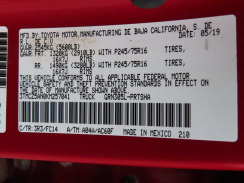 Used 2019 Toyota Tacoma SR5 image 23