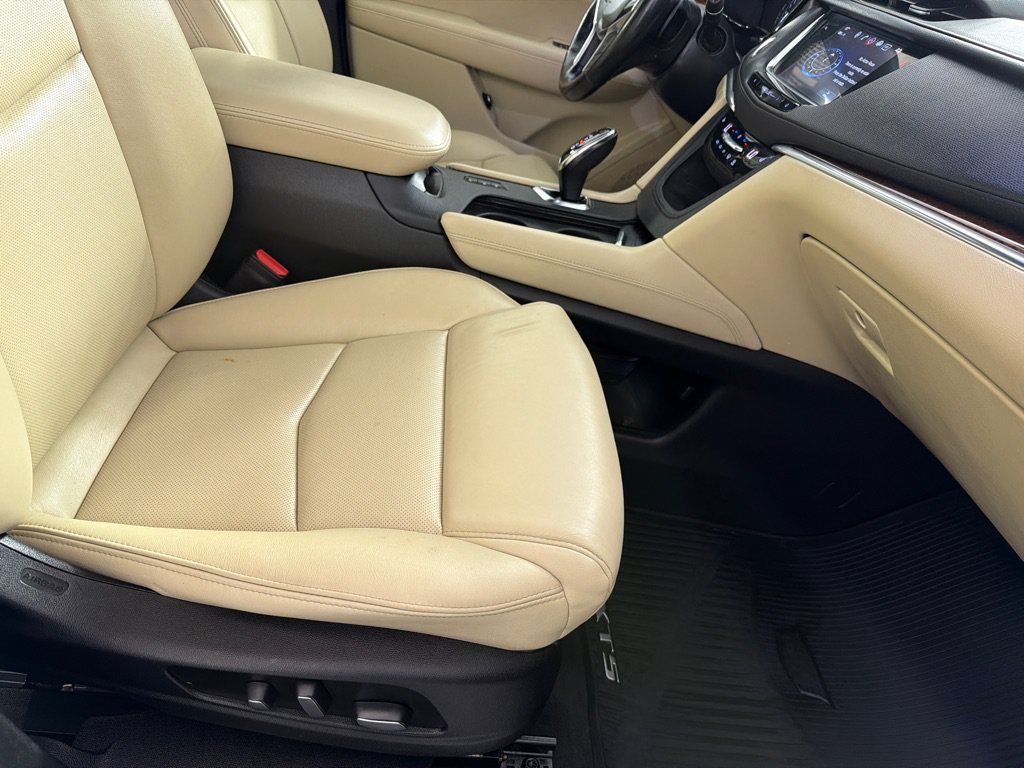 Used 2019 Cadillac XT5 Luxury AWD/4WD image 22