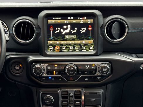 Used 2023 Jeep Wrangler Unlimited Rubicon 4xe w/ Cold Weather Group image 20