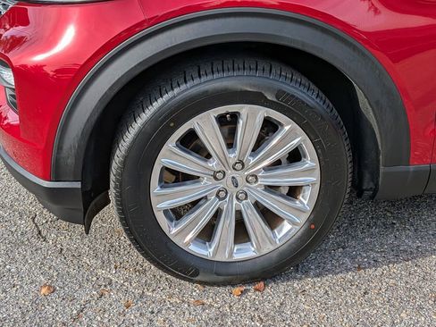 Used 2020 Ford Explorer Limited image 14